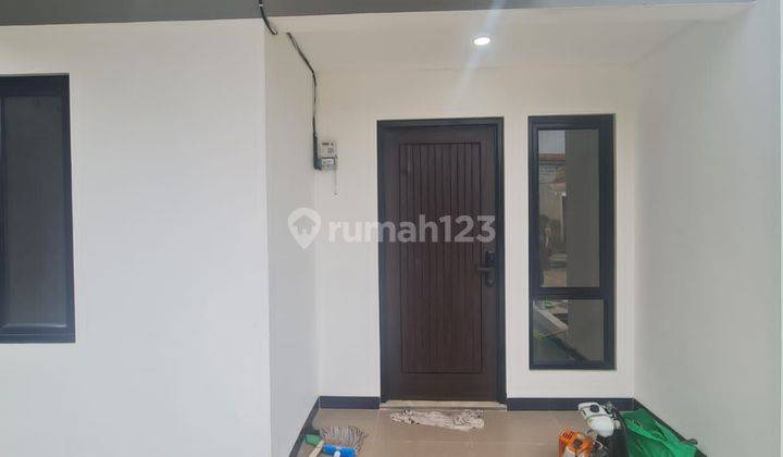 Rumah 2 Lantai Strategis Bebas Banjir 15 Menit Ke St. Lrt Cibubur 2