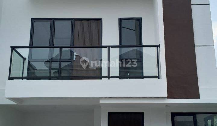 Rumah 2 Lantai Shm Siap Huni Strategis Bebas Banjir Free Biaya² 2