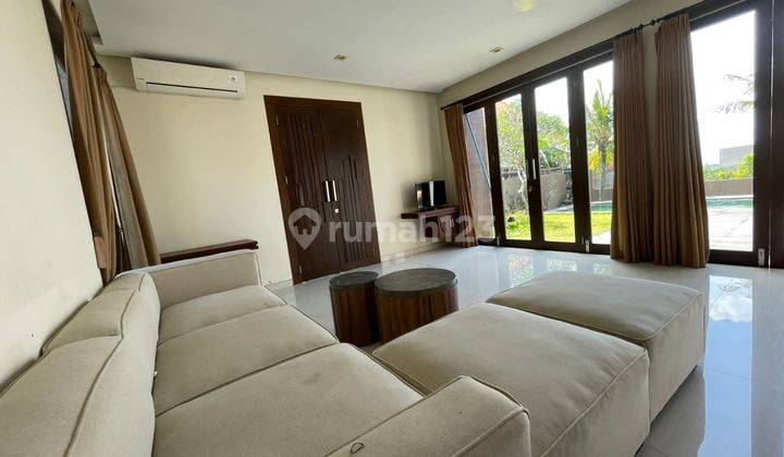 Villa With Airport And Ocean View In Ungasan 1