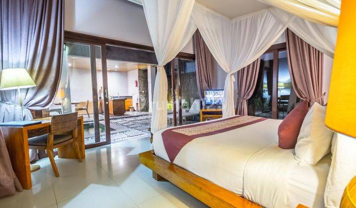 15 Luxurious Villa And Spa For Sale At Kerobokan, Bali 8