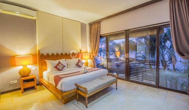 15 Luxurious Villa And Spa For Sale At Kerobokan, Bali 10