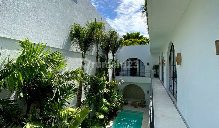 MEDITERRANEAN LUXURY VILLA 3 FLOORS AT UMALAS 2