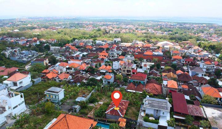 Land for sale in the neighborhood of Villa Rumah View Jimbaran Toll Road 1