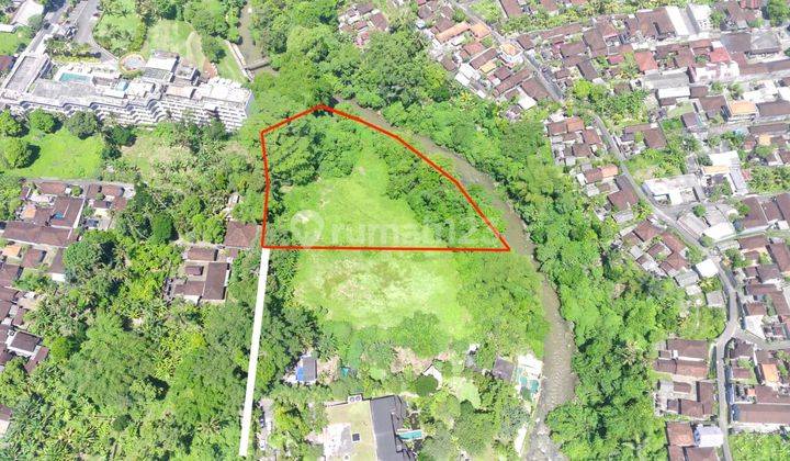 Land for sale quickly, suitable for building a villa on the edge of the Ubud River 2