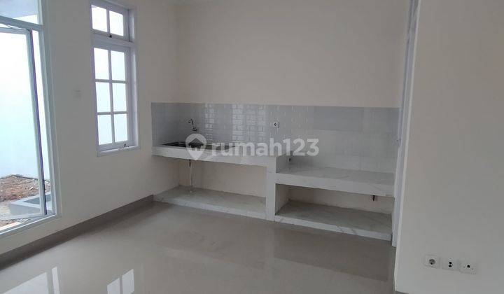 Jual Rumah Bagus 2 Lantai Murah Harga Nego 2