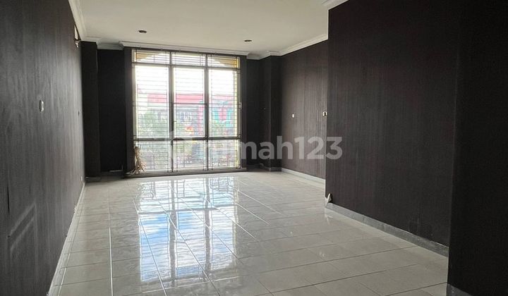 Ruko 3 Lantai Bulevard Hijau Harapan Indah 3