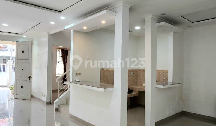For Rent: 2-Story House, Nice & Clean, newly renovated in Puspa HI2 Garden Cluster. 2