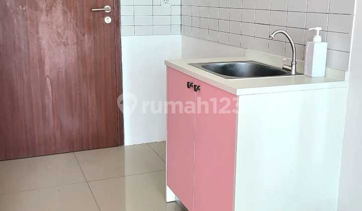 For Sale Fast 1 Unit Semi-Furnished Studio in Sayana Harapan Indah Apartment, Bekasi City.