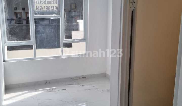 Di jual rumah baru dan bagus di harapan indah  2