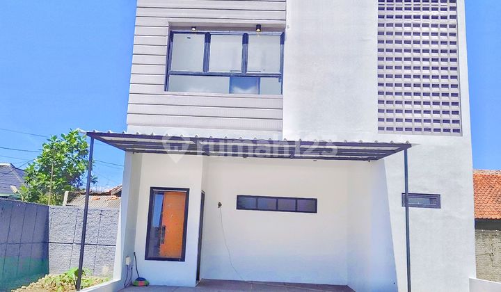 Saturnus Shm House, Margahayu Raya, East Bandung