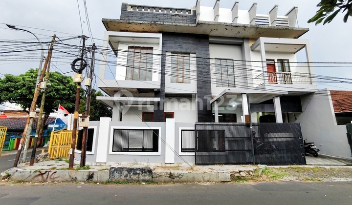 Rumah Mainroad Margahayu Raya Bandung, Cocok Buat Bisnis Usaha 