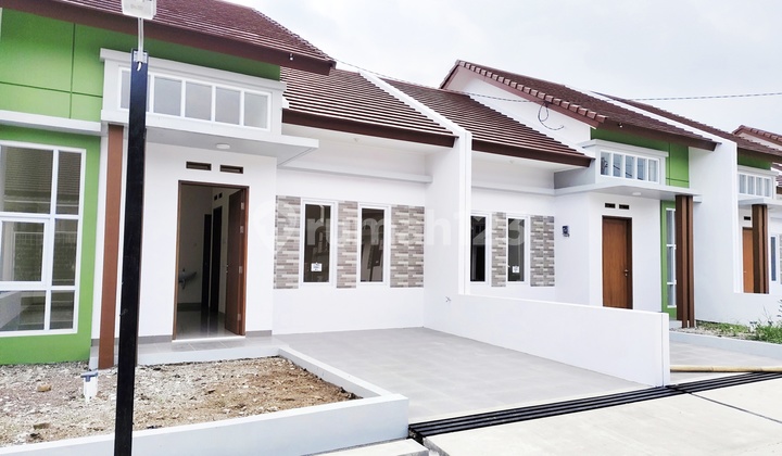 Rumah Strategis Dekat Tol Buah Batu & Stt Telkom Bandung Rumah Strategis Dekat Tol Buah Batu & Stt Telkom Bandung