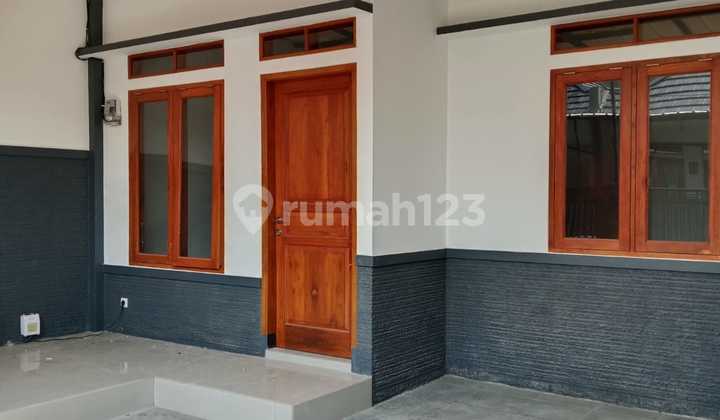 Best Quality Ready-to-Live House Fully Specified Best Quality Ready-to-Live House Fully Specified
