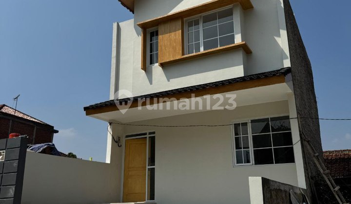 Rumah 2 Lantai 15 Menit Ke Gedung Sate Rumah 2 Lantai 15 Menit Ke Gedung Sate