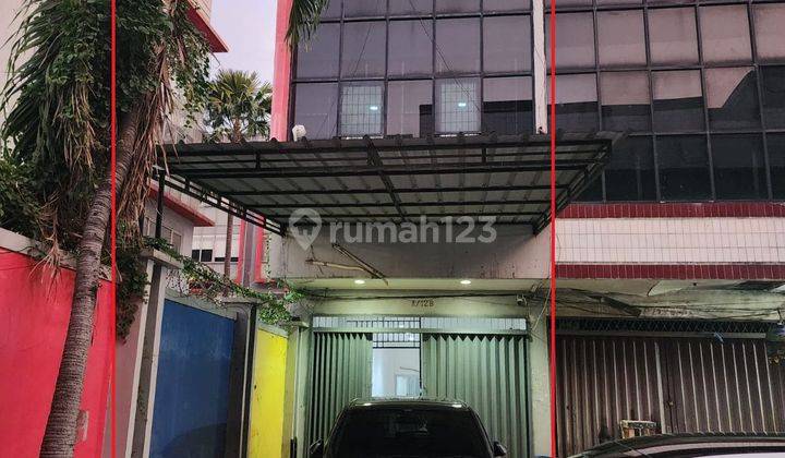 Rumah Lokasi Strategis Dekat Fasilitas Umum di Peta Selatan Indah, Kalideres, Jakarta Barat 1