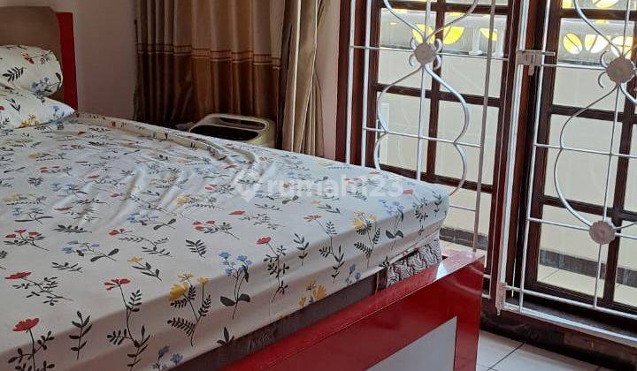 Ruko 2 lantai di tengah kota 5
