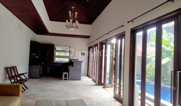 For Sale 1 Floor Villa Seminyak Badung Area 1