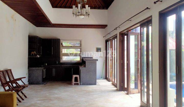 For Sale 1 Floor Villa Seminyak Badung Area 2