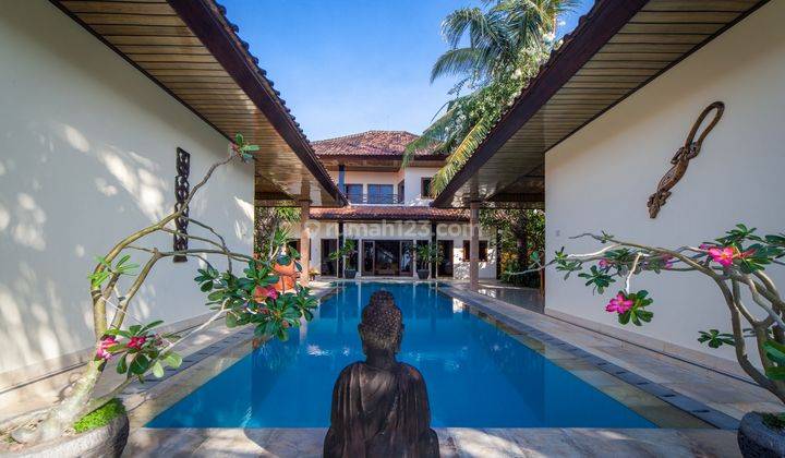 For Sale A Beachfront Villa Located In North Bali 2