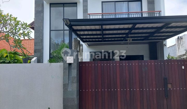 Modern Minimalist House with Sea View 2