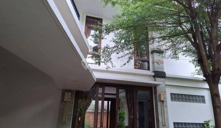 Disewakan Villa Modern Minimalis Area Sanur  1