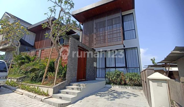 Modern Villa with a Charming Design in Canggu Modern Villa with a Charming Design in Canggu