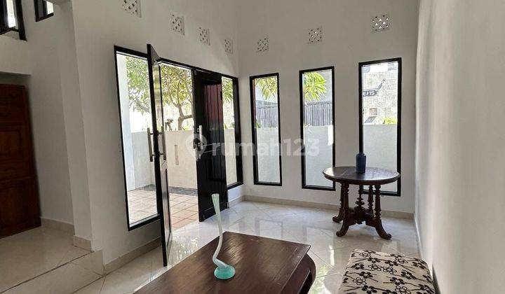 Dijual Rumah Modern Minimalis Di Area Ida Bagus Mantra Gianyar 2