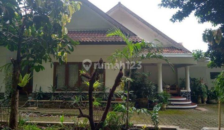 Rumah Besar Dan Mewah, Dekat Ke Jalan Raya Sukajadi 2