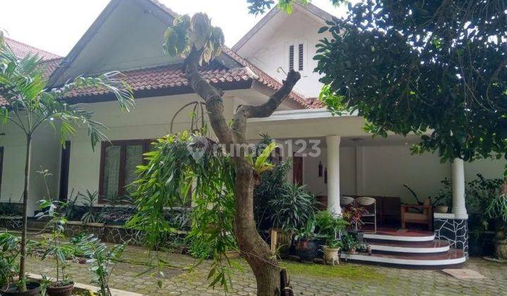 Rumah Besar Dan Mewah, Dekat Ke Jalan Raya Sukajadi 1