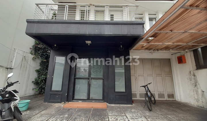 Disewakan Rumah 2 Lantai Cocok Untuk Kantor Di Srimahi Sayap Bkr 1