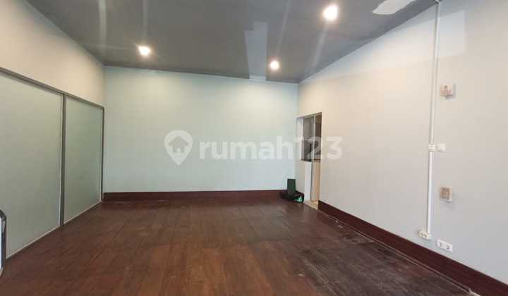 Business Space, Good for Office/Business, Strategic Location Dipati Ukur Wing
