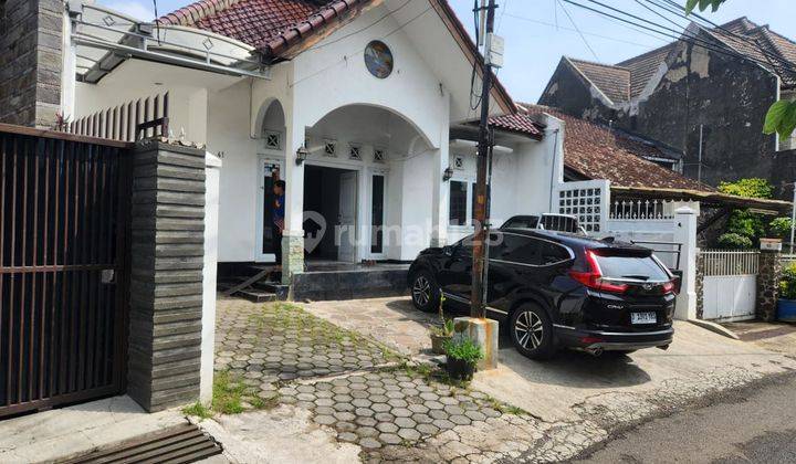 Rumah Lokasi Bagus Sayap Riau Cocok Untuk Kantor / Tempat Usaha 1