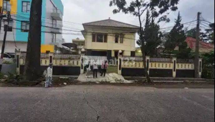 Rumah Strategis Di Sayap Pasirkaliki Cocok Untuk Tinggal/ Kantor
 1