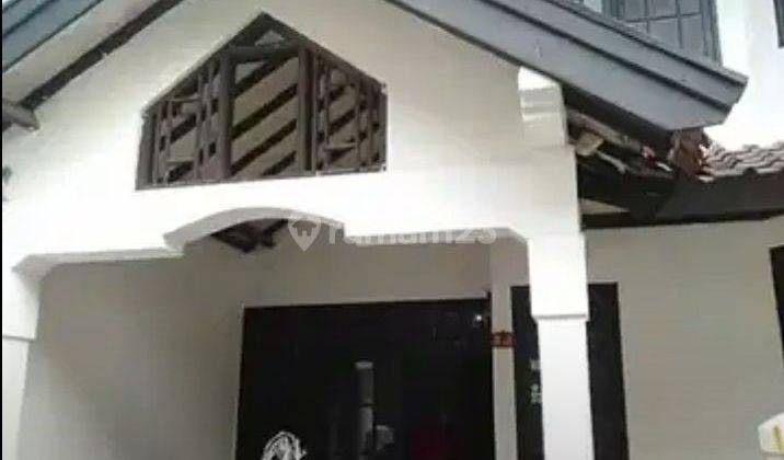 Jarang Ada Rumah Murah Siap Huni Dalam Komplek Antapani Bandung

 1