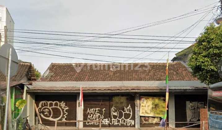 FOR RENT: SHOPHOUSE AT CONDONGCATUR DEPOK SLEMAN MR/66094 AG