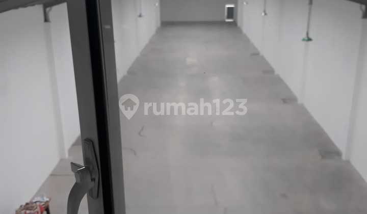 FOR RENT WAREHOUSE IN GAMPING SLEMAN MR 066127 AG