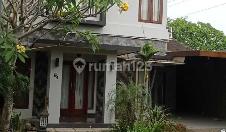 MR65914 For rent beautiful 2-story house in Ngaglik, Sleman