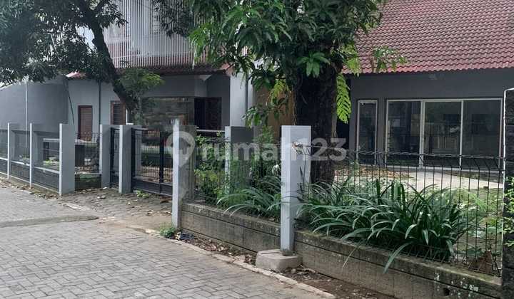 MR 66188 AG FOR RENT SPACIOUS HOUSE IN CATUR TUNGGAL DEPOKSLEMAN NEAR UGM