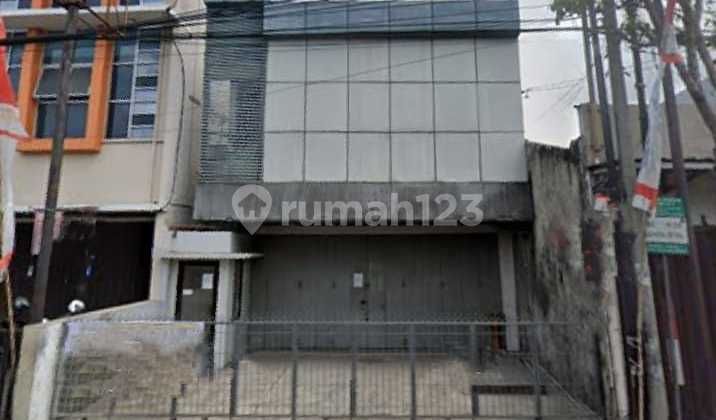 MR 66187 AG FOR RENT SHOPHOUSE IN THE CENTER OF TEGALREJO CITY, YOGYAKARTA 1
