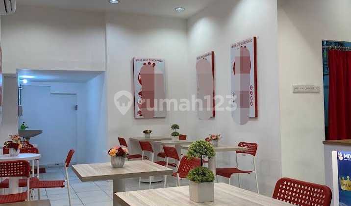 Mr. 66219Rents Out a 2-Story Shop House in Depok Sleman