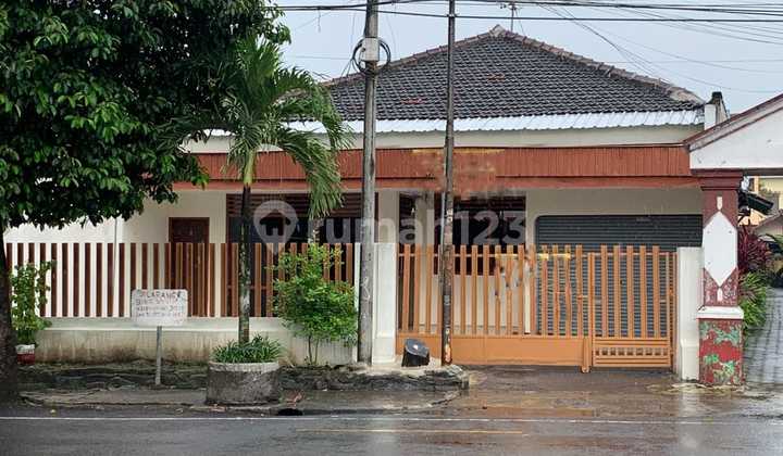 Mr66364 House for Rent in the Center of Yogyakarta City - Ag 1