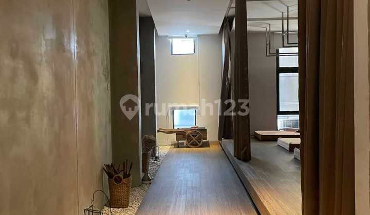 Mr. 66217 For Rent 3-Story Shop House in Depok Sleman