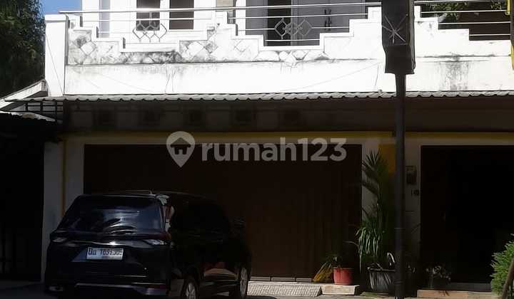 MR/66068 AND DISEWAKAN RUKO 2 LANTAI DI CATUR TUNGGAL DEPOK SLEMAN