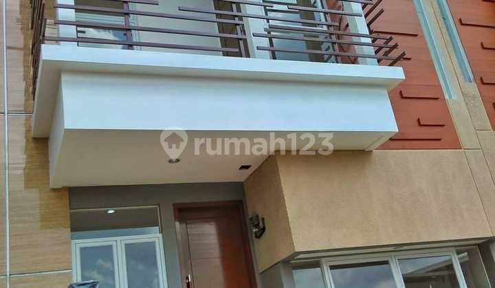 Dijual Rumah Siap Huni di Pamulang Tangsel, Strategis Dekat Unpam Dijual Rumah Siap Huni di Pamulang Tangsel, Strategis Dekat Unpam