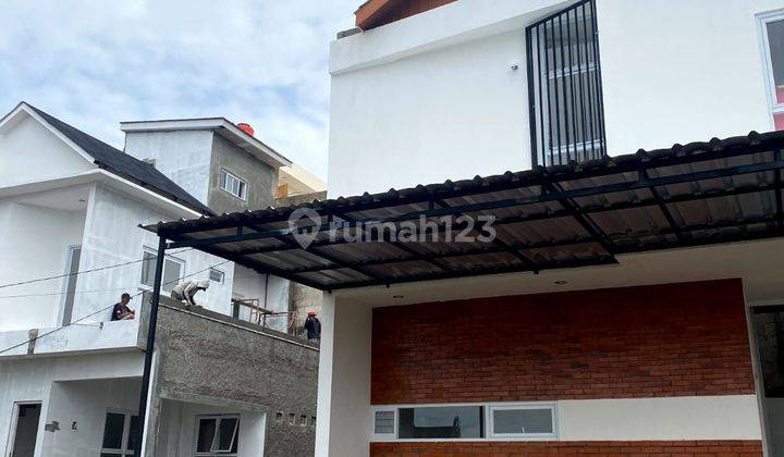 Rumah 2 Lantai di Gegerkalong SHM bandung Utara dekat UPI 1