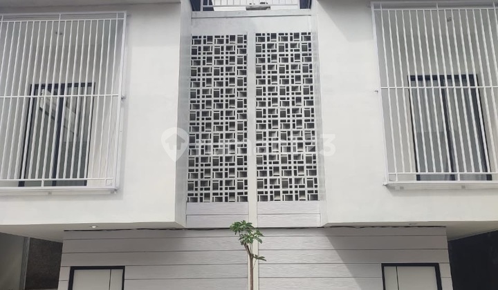 Affordable House in Premium Bandung Area with Full Custom Model