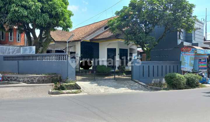 Dijual Rumah Hook 2 Lantai + 2 Kios - 4 Menit Ke Alun‑alun Cimahi