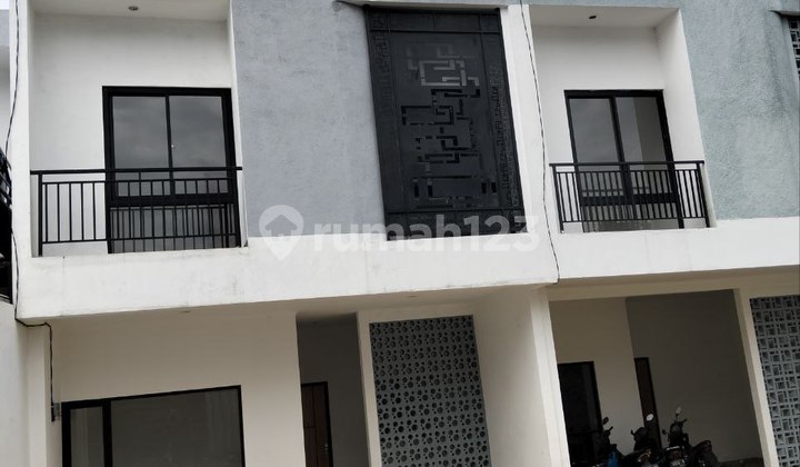 Huni & Bekerja Sekaligus! Soho Rumah 2 Lantai Di Bandung Utara Dekat Kampus Upi Huni & Bekerja Sekaligus! Soho Rumah 2 Lantai Di Bandung Utara Dekat Kampus Upi