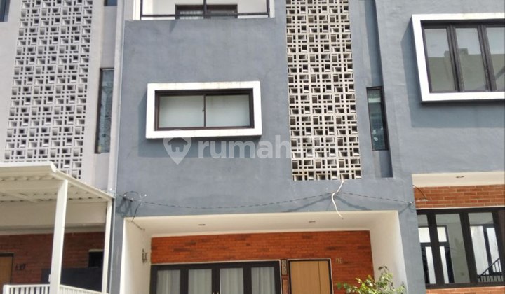 Rumah 3 Lantai Termurah Bandung Utara - Dekat Upi & Daarut Tauhid! Free Tester 6 Bulan