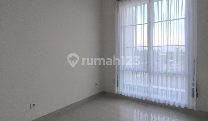 Luxury Living Di Bandung Selatan! Rumah Elite 2 Lantai 238 M²/164 M² Di Anapuri Podomoro Park 2